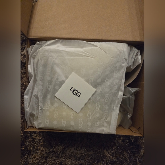 UGG Fluff Yeah Slide Neon - Picture 4 of 5